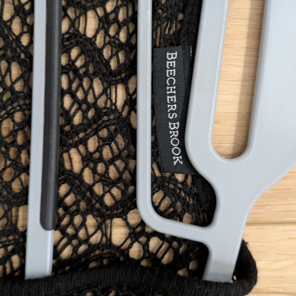 Black Lace Tie-Front Cardigan – US S/M | Beckers Brook - Picture 3 of 4